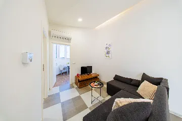 Two-Bedroom Apartment with Parking in Zagreb