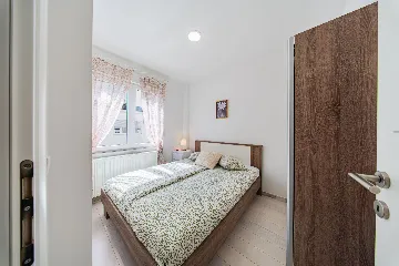 Two-Bedroom Apartment with Parking in Zagreb