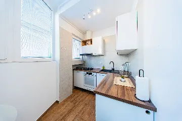 Two-Bedroom Apartment with Parking in Zagreb