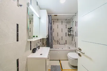 Two-Bedroom Apartment with Parking in Zagreb