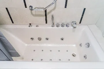 Two-Bedroom Apartment with Parking in Zagreb