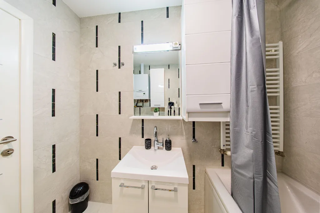 Two-Bedroom Apartment with Parking in Zagreb
