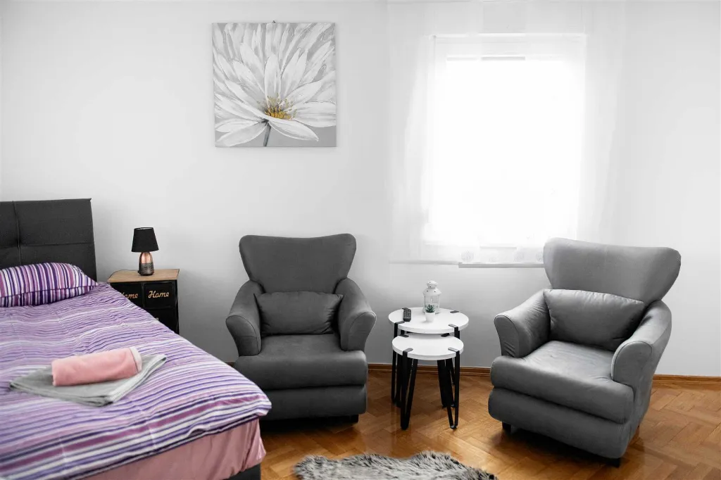 Zagreb Apartment for up to 3 Guests with Terrace