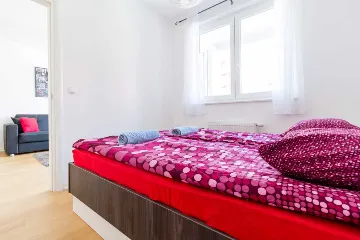 Zagreb 1-Bedroom Apartment with Loggia for 4 Guests