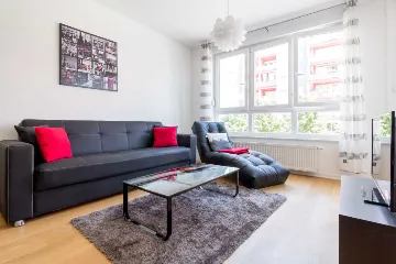 Zagreb 1-Bedroom Apartment with Loggia for 4 Guests