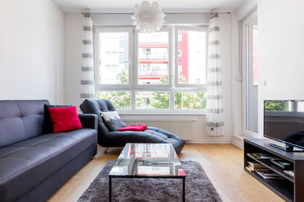 Zagreb 1-Bedroom Apartment with Loggia for 4 Guests