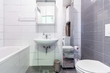 Zagreb 1-Bedroom Apartment with Loggia for 4 Guests