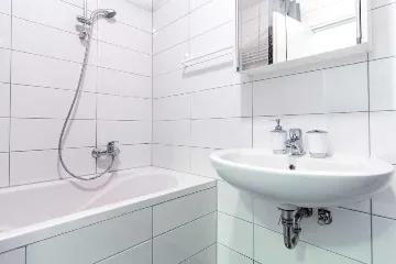 Zagreb 1-Bedroom Apartment with Loggia for 4 Guests