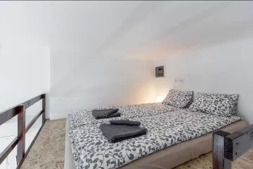 Zagreb Studio Apartment for Up to 4 Guests