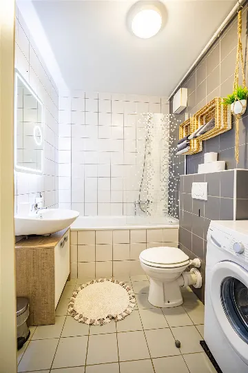 Zagreb Apartment for 2 with Terrace & Smart Lock