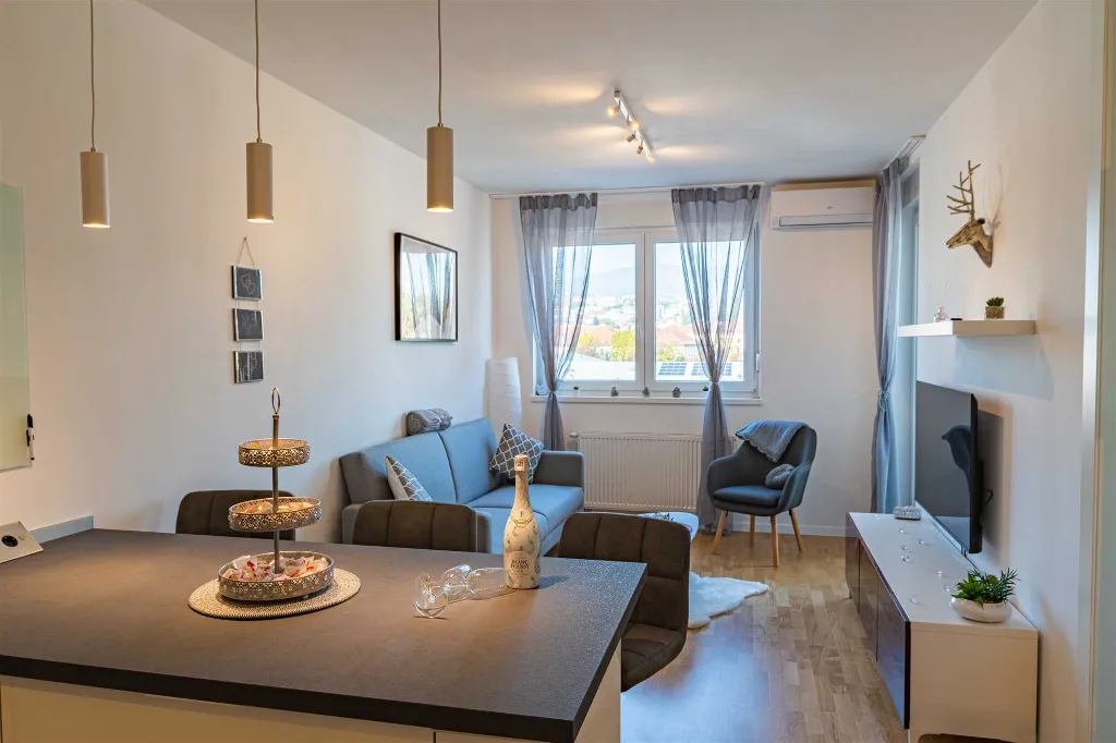 Zagreb Apartment for Up to 4 Guests, Separate Bedroom