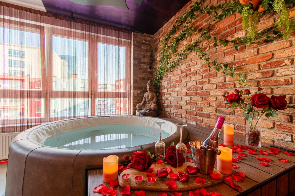Zagreb Apartment with Jacuzzi, Sleeps 4