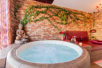 Zagreb Apartment with Jacuzzi, Sleeps 4