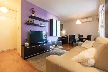 1-Bedroom Apartment in Zagreb for Up to 4