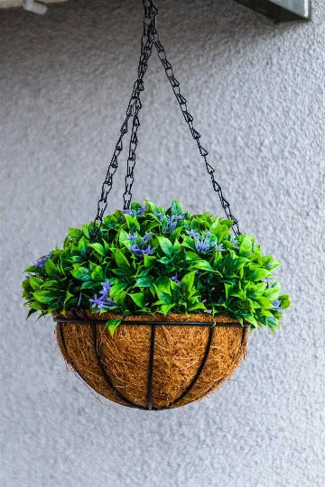 Zagreb Apartment with Loggia and Secured Parking