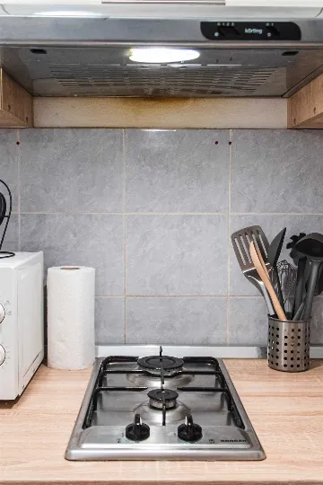 Zagreb Apartment with Loggia and Secured Parking