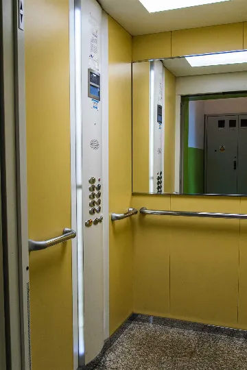 Zagreb Apartment with Loggia and Secured Parking