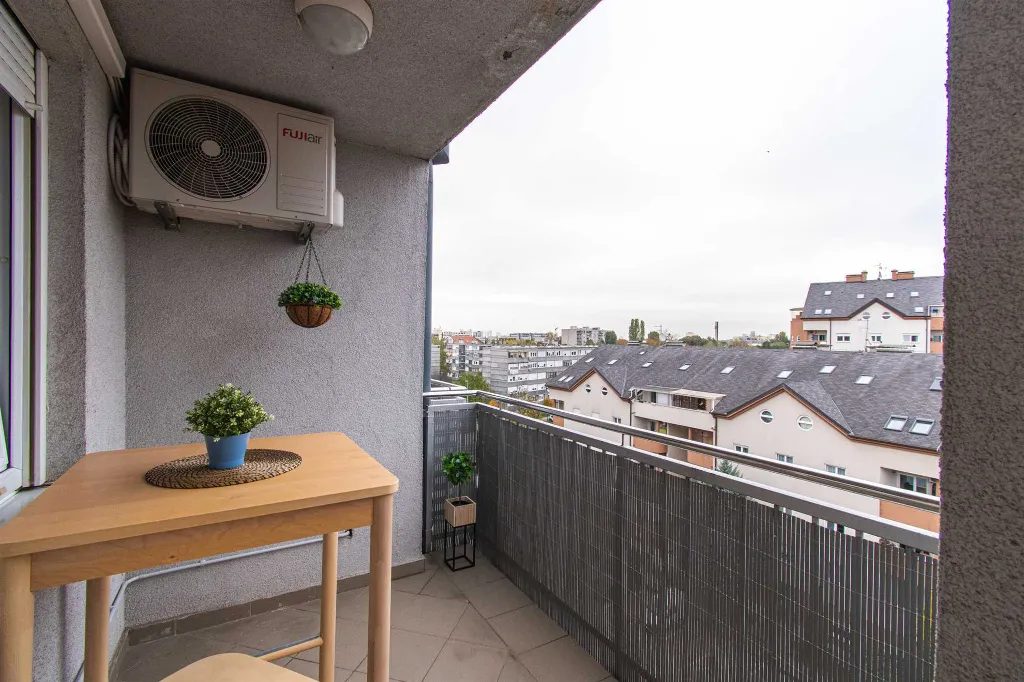 Zagreb Apartment with Loggia and Secured Parking