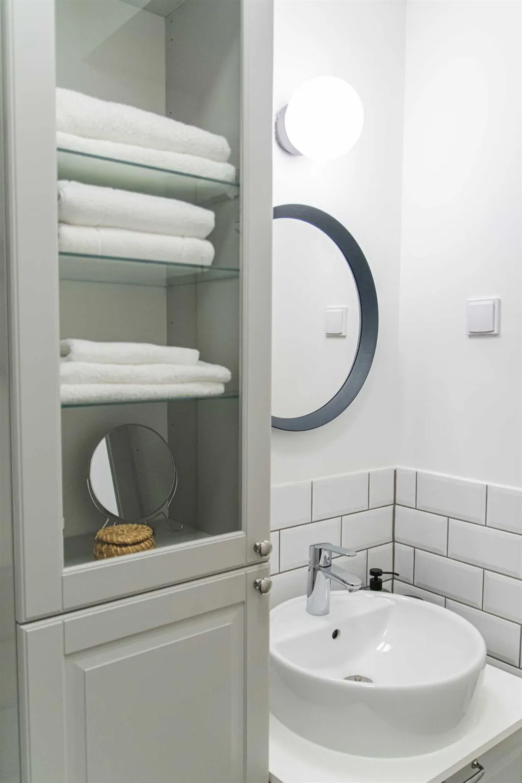 Zagreb One-Bedroom Apartment with Loggia