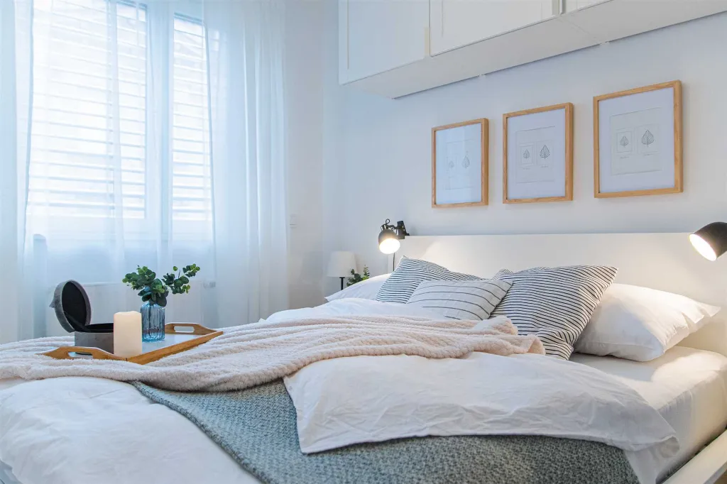Zagreb One-Bedroom Apartment with Loggia