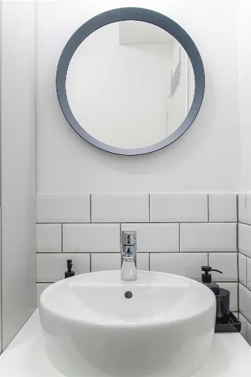 Zagreb One-Bedroom Apartment with Loggia