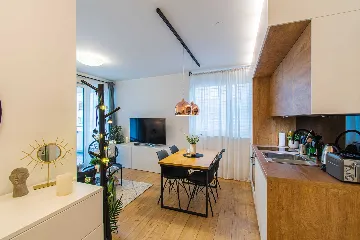 Zagreb One-Bedroom Apartment with Loggia