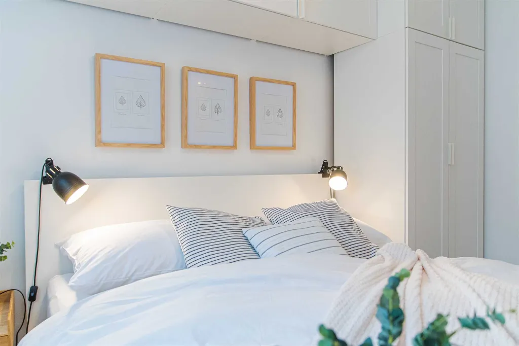 Zagreb One-Bedroom Apartment with Loggia