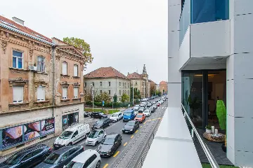 Zagreb One-Bedroom Apartment with Loggia