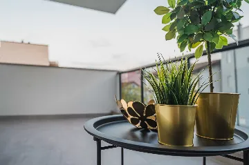 2-Bedroom Apartment in Zagreb for Up to 6 Guests