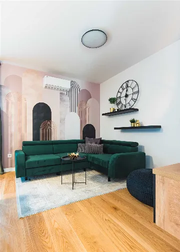 2-Bedroom Apartment in Zagreb for Up to 6 Guests