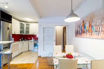 Zagreb Apartment with Private Parking for 4–6