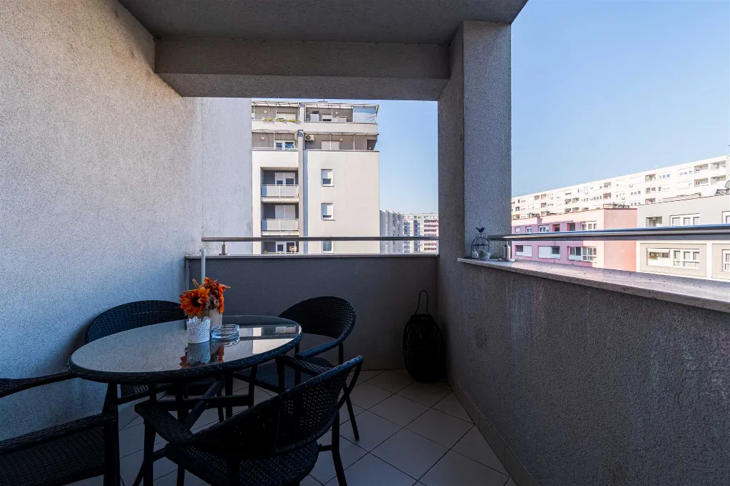 Zagreb Apartment with Private Parking for 4–6
