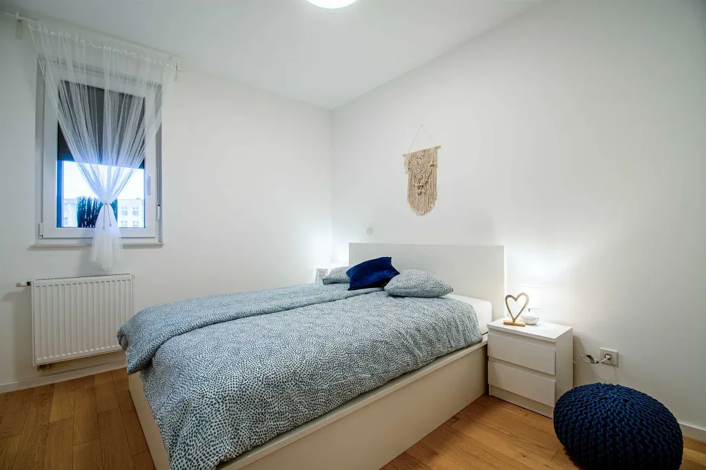 Zagreb Apartment with Loggia & Parking