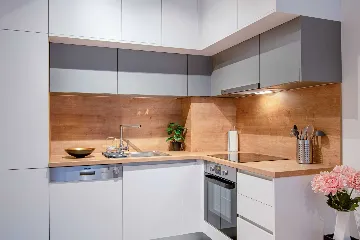 Zagreb Apartment with Loggia & Parking