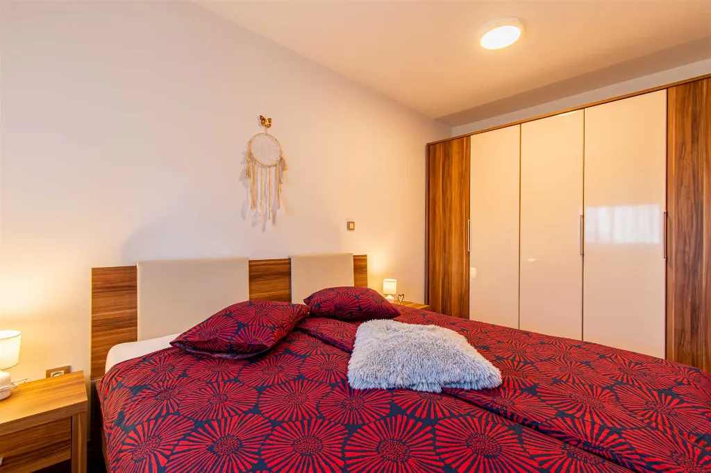 One-Bedroom Apartment with Loggia in Zagreb
