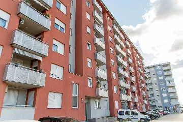 One-Bedroom Apartment with Loggia in Zagreb