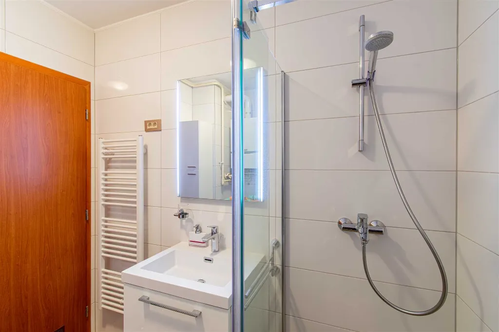 One-Bedroom Apartment with Loggia in Zagreb
