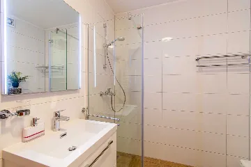 One-Bedroom Apartment with Loggia in Zagreb