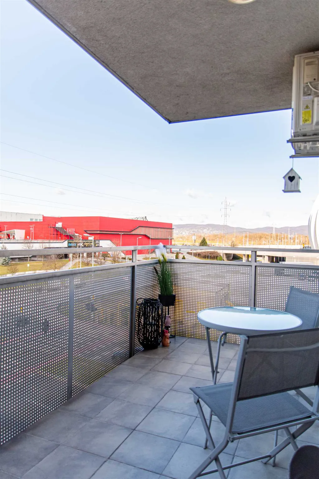 One-Bedroom Apartment with Loggia in Zagreb