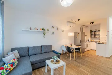 Zagreb Apartment with Separate Bedroom for 4