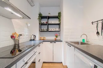 Zagreb Apartment with Separate Bedroom for 4