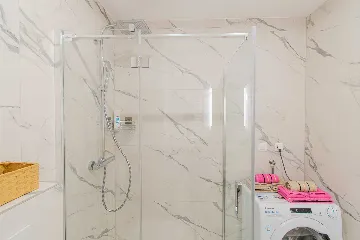 Zagreb Apartment with Separate Bedroom for 4