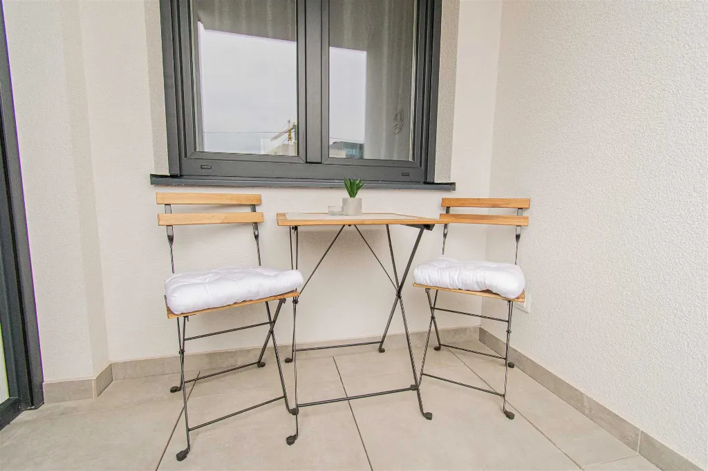 Zagreb Apartment with Separate Bedroom for 4