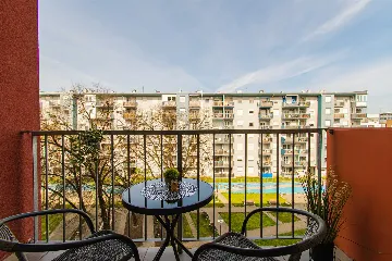 3-Bedroom Apartment in Zagreb with Balconies