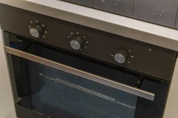 3-Bedroom Apartment in Zagreb with Balconies