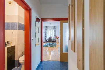 3-Bedroom Apartment in Zagreb with Balconies