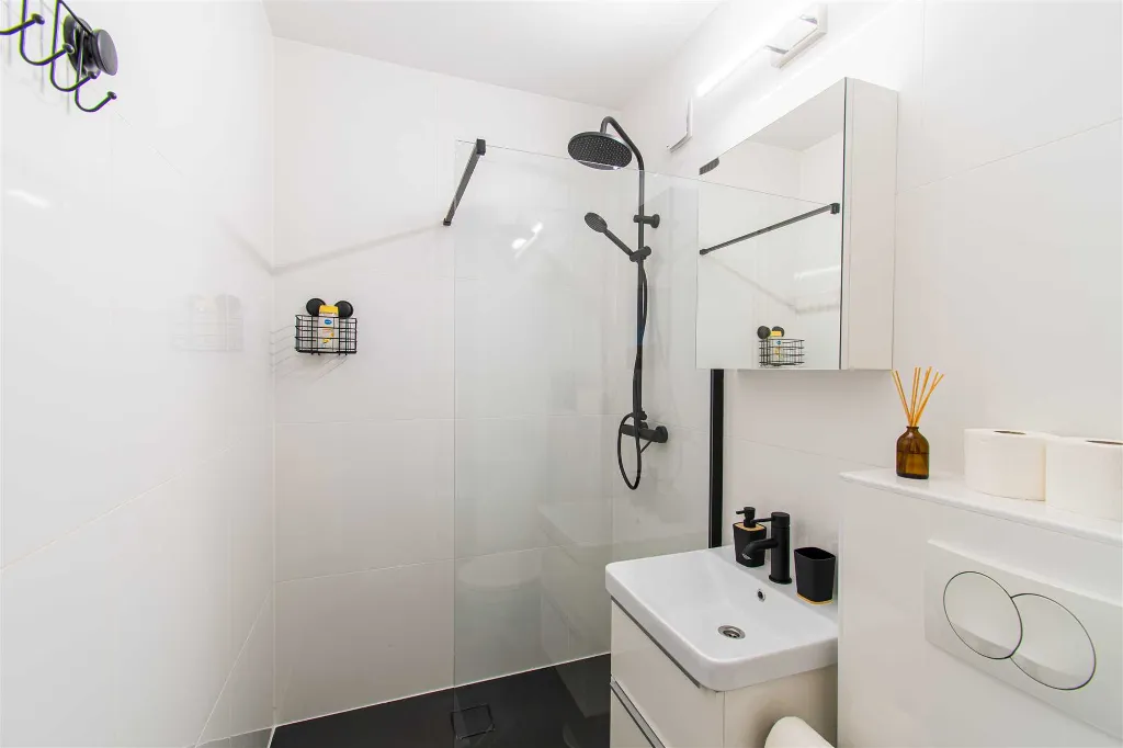 Zagreb Apartment with Separate Bedroom & Loggia
