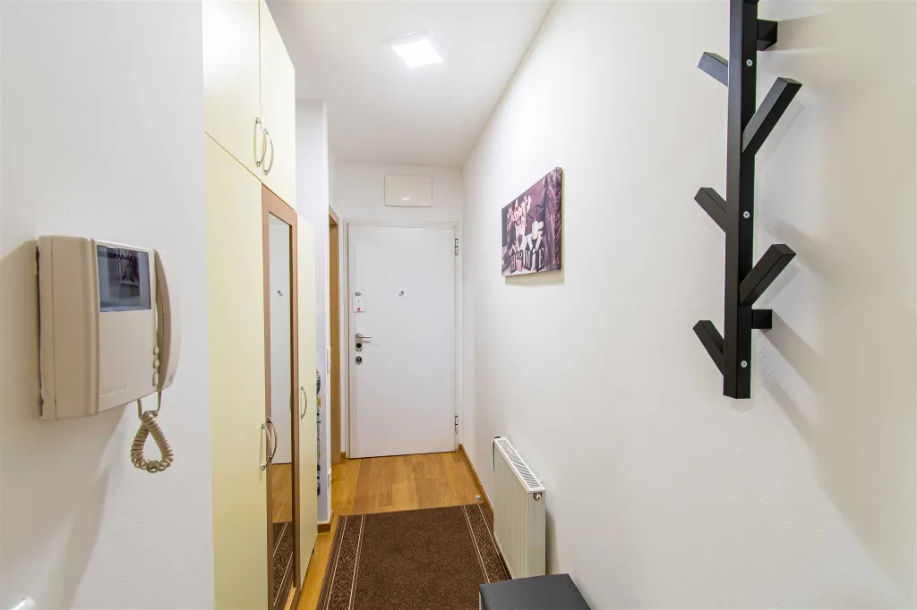 Zagreb Apartment for up to 4 Guests with Loggia