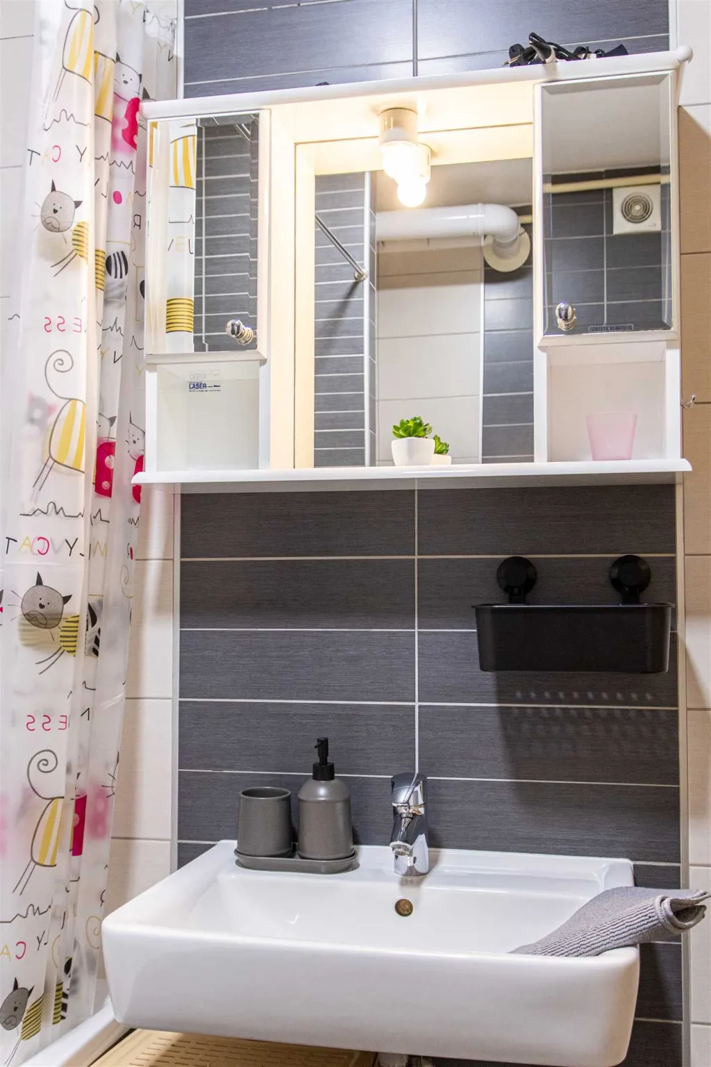 Zagreb Apartment for up to 4 Guests with Loggia