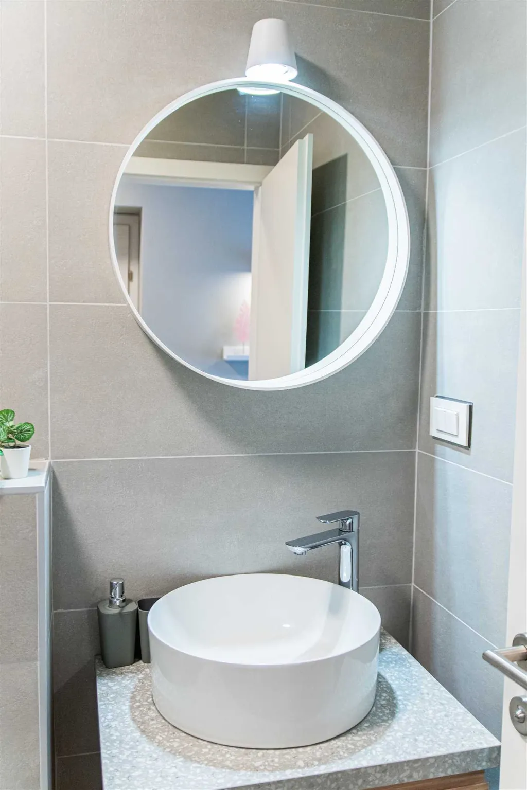 Zagreb Apartment for 2 Guests with Loggia